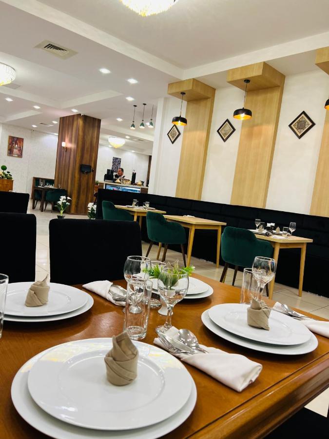 Attention Payement A La Reservation En Euros Оран Екстер'єр фото